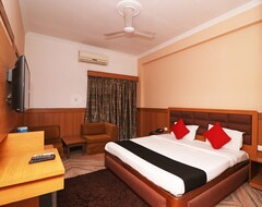 Khách sạn Capital O 44162 Royal Palms Hotel - Rose Collection (Mumbai, Ấn Độ)