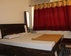 Hotel Swaraj Lodge (Panvel, India)