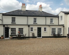 Hotel The Whitehouse Guesthouse & Whitehouse Holiday Lettings (St Neots, United Kingdom)