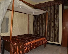 Hotelli Ibis  2000 Karatina (Nyeri, Kenia)