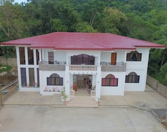 Khách sạn White Summerville Tourist Inn (Busuanga, Philippines)