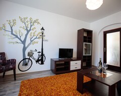 Entire House / Apartment Apartment Dunav (Osijek, Croatia)