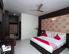 Khách sạn OYO 5189 Hotel East Lite (Bareilly, Ấn Độ)