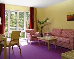 Khách sạn Nashira Kurpark Hotel -100 Prozent Barrierefrei- (Bad Herrenalb, Đức)