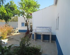 Hele huset/lejligheden Charming Portuguese Style Villa On One Level With Private Swimming Pool (Coimbrão, Portugal)