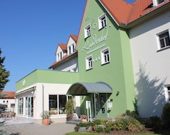 Khách sạn Hotel Lindenhof (Thiendorf, Đức)
