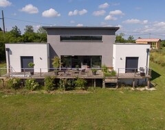 Hotel Le Logis Du Heron (Labastide-Marnhac, France)