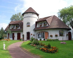 Khách sạn Les Quatre Vents (Yzengremer, Pháp)