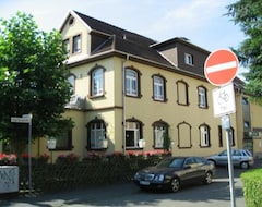Hotel Zum Schützenhof (Oberursel, Germany)