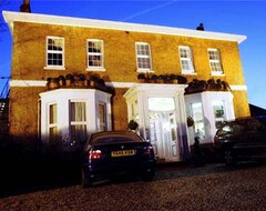 The Mill House Restaurant & Hotel (Reading, United Kingdom)