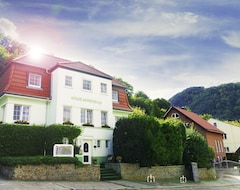 Khách sạn Hotel garni Haus Sonneneck (Thale, Đức)