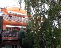 Khách sạn Smestaj LUG-MDL (Belgrade, Séc-bia)
