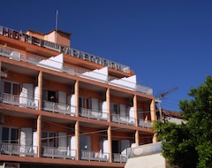 Otel Papasotiriou (Galatas, Yunanistan)