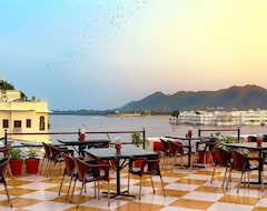 Hotel Devraj Niwas On Lake Pichola (Udaipur, India)