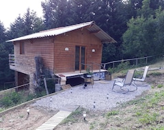Entire House / Apartment Cabane (Mayres, France)