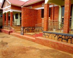 Entire House / Apartment Masindi Home Stay (Hoima, Uganda)