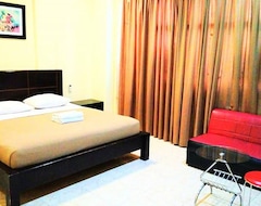 Parma City Hotel (Pekanbaru, Indonezija)