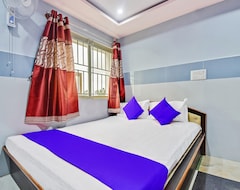 Hotel SPOT ON 47596 Gayatri Comforts (Bengaluru, India)