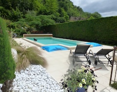 Koko talo/asunto Independent house with heated pool (Perigord Noir hamlet) (Sarlat-la-Canéda, Ranska)