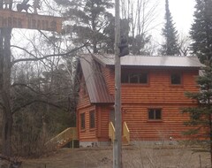 Tüm Ev/Apart Daire Logcabin Home Just Minutes From Sleeping Bear Dunes N. (Honor, ABD)