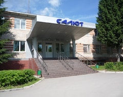 Khách sạn Gostinitsa Salut (Aleksin, Nga)