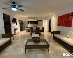 Casa/apartamento entero Lujoso Departamento Acapulco Sanitized (Acapulco de Juárez, México)