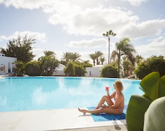 Hotel Sandos Atlantic Gardens (Playa Blanca, Spain)