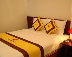 Hotel Ellyse Nga Khanh (Ho Chi Minh City, Vietnam)