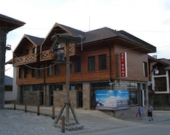 Khách sạn Granat (Bansko, Bun-ga-ri)