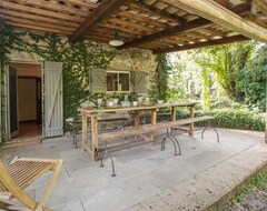Toàn bộ căn nhà/căn hộ Wonderful villa on Bolsena Lake with swimming pool and large private garden (Marta, Ý)