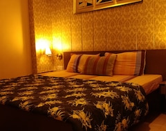 Hotel Club Ten Pine Lodge (Nainital, Indien)