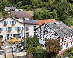 Khách sạn Zum Blauen Hecht (Kipfenberg, Đức)