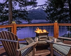 Entire House / Apartment Waterfront Home On Wallowa Lake W/spacious Deck, Gas Grill, Free Wifi, Views (Joseph, USA)