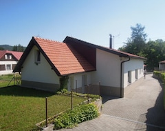Hele huset/lejligheden Pension Usvit (Fryšták, Tjekkiet)