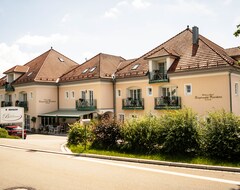 Khách sạn Akzent Hotel Bayerwald-Residenz (Neukirchen b. Bogen, Đức)