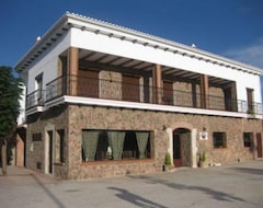 Hostel La Caballeriza (Malpartida de Cáceres, Španjolska)