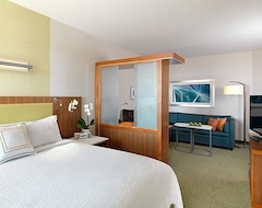 Hotel Springhill Suites Buffalo Airport (Williamsville, USA)