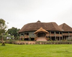 Entire House / Apartment Crater Safari Lodge (Kabarole, Uganda)