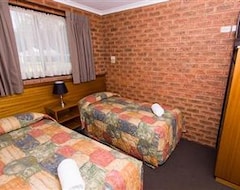 Khách sạn Advance Motel (Wangaratta, Úc)