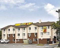 Motel Super 8 by Wyndham Chester/Richmond Area (Chester, USA)