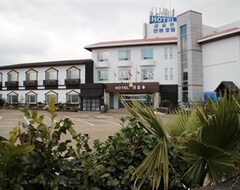 Khách sạn Ilchulbong Hotel (Seogwipo, Hàn Quốc)