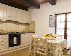 Toàn bộ căn nhà/căn hộ Apartment With One Bedroom In Arce, With Wonderful City View, Balcony And Wifi (Arce, Ý)