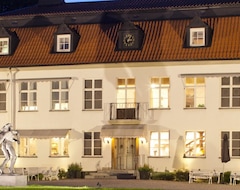 Hotel Skytteholm (Ekerö, Švedska)