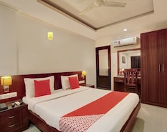 Hotel OYO 26743 Emirates Regency (Kasaragod Town, Indija)