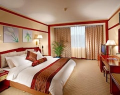 Hotelli Xiamen Huaqiao Hotel (Xiamen, Kiina)