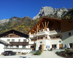 Hotel Pension Argentum (Brenner, Italy)