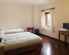 Hotel Momo G.a.p. (Assisi, Italien)