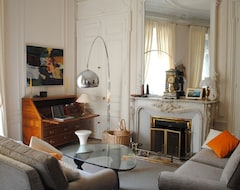 Koko talo/asunto Haussmann 168 (Pariisi, Ranska)