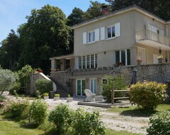 Hele huset/lejligheden A Lorée Du Bois (Hostun, Frankrig)
