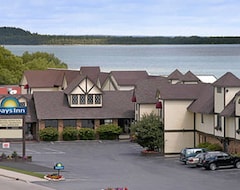 Hotel Bavarian Haus Lakefront Inn (Saint Ignace, Sjedinjene Američke Države)